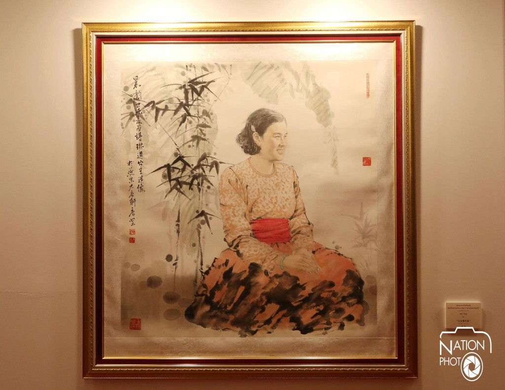 พระเทพฯ ทรงร่วมงานภาพวาดและการเขียนพู่กันจีน พระเทพฯ ทรงร่วมงานภาพวาดและการเขียนพู่กันจีน