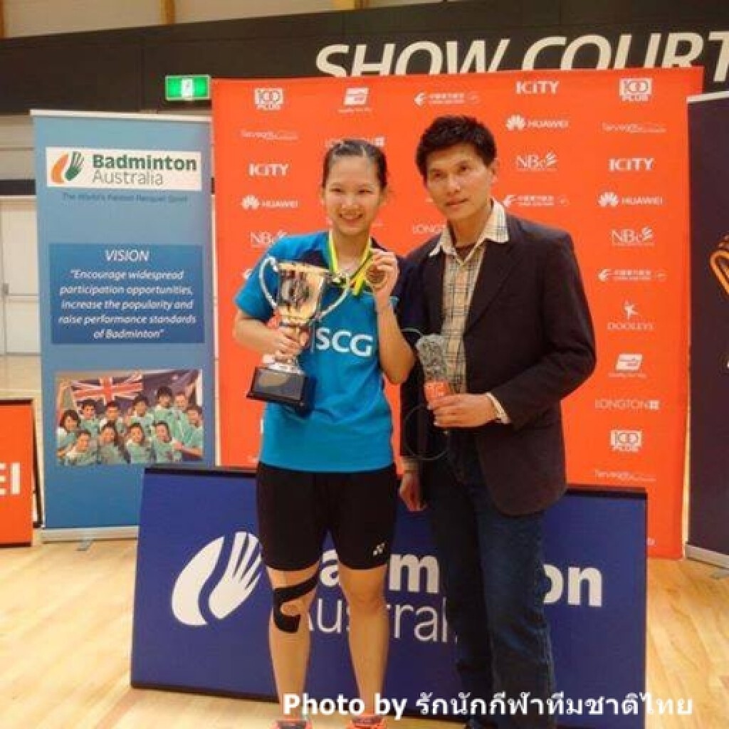 สุดยอด! "น้องหมิว" คว้าแชมป์หญิงเดี่ยวแบดที่ออสเตรเลีย สุดยอด! "น้องหมิว" คว้าแชมป์หญิงเดี่ยวแบดที่ออสเตรเลีย