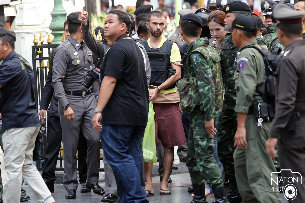 ชมภาพ ตร. คุม "อาเดม-ยูซุฟู" ทำแผนประกอบคำรับสารภาพ ชมภาพ ตร. คุม "อาเดม-ยูซุฟู" ทำแผนประกอบคำรับสารภาพ