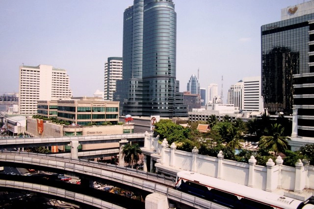 Lifestyle 2  Lifester :  พัฒนาการ กล้อง คน และไอที