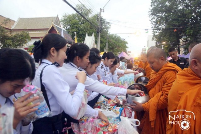 นายกฯ ทำบุญครบรอบ 102 ปี พระสังฆราชฯ