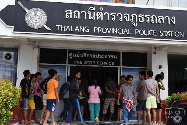 เหตุประท้วงที่ภูเก็ตส่งผลผู้โดยสารพลาดเที่ยวบิน