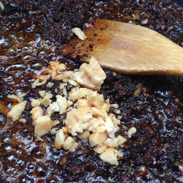 Cooking is Fun : น้ำพริกเผากุ้งแห้งสูตรโบราณ