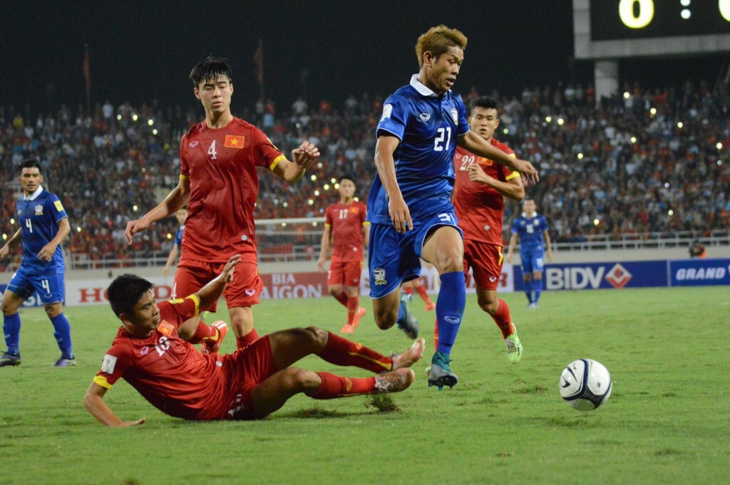ช้างศึกเข้าฝัก ซัด เวียดนามยับ 3-0 ช้างศึกเข้าฝัก ซัด เวียดนามยับ 3-0