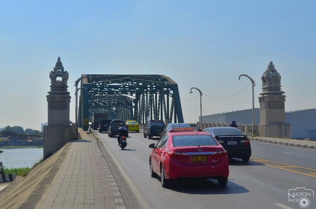 ชาวปทุมฯ ต้องการขยายสะพานนวลฉวี แทนการยกสะพานแก้ปัญหาจราจร