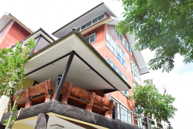 Chic-in : บุหงาส่าหรี ปลายฝนต้นหนาว ณ วังน้ำเขียว