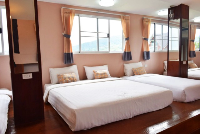 Chic-in : บุหงาส่าหรี ปลายฝนต้นหนาว ณ วังน้ำเขียว