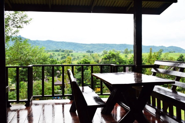 Chic-in : บุหงาส่าหรี ปลายฝนต้นหนาว ณ วังน้ำเขียว