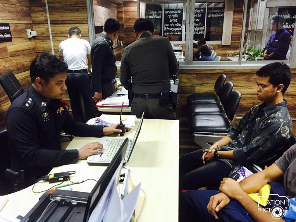 หนุ่มรับแซวแอร์สาวไลอ้อนแอร์ เรื่องระเบิด "แค่ต้องการจีบ"