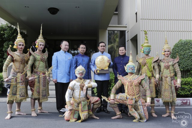 นายกฯ ชมตัวอย่างโขน "ศึกอินทรชิต" พร้อมเชิญชวนปชช.ร่วมรับชม