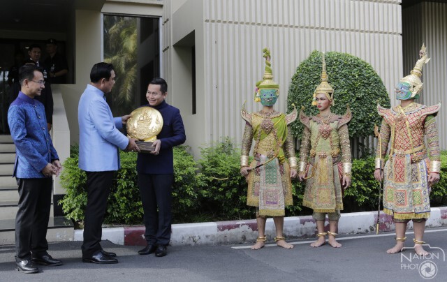 นายกฯ ชมตัวอย่างโขน "ศึกอินทรชิต" พร้อมเชิญชวนปชช.ร่วมรับชม