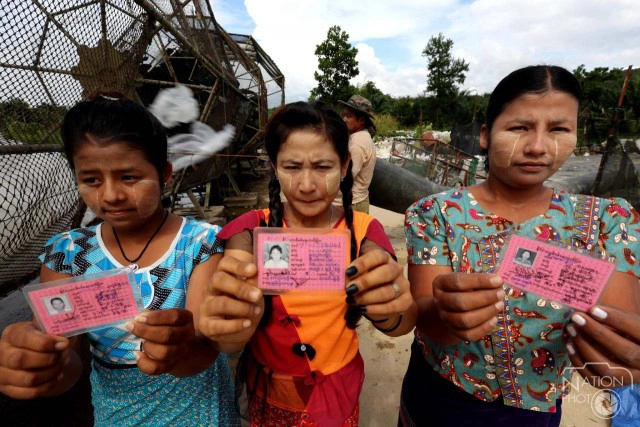 แรงงานชาวพม่าในไทย ลุ้น! อองซานชนะเลือกตั้ง