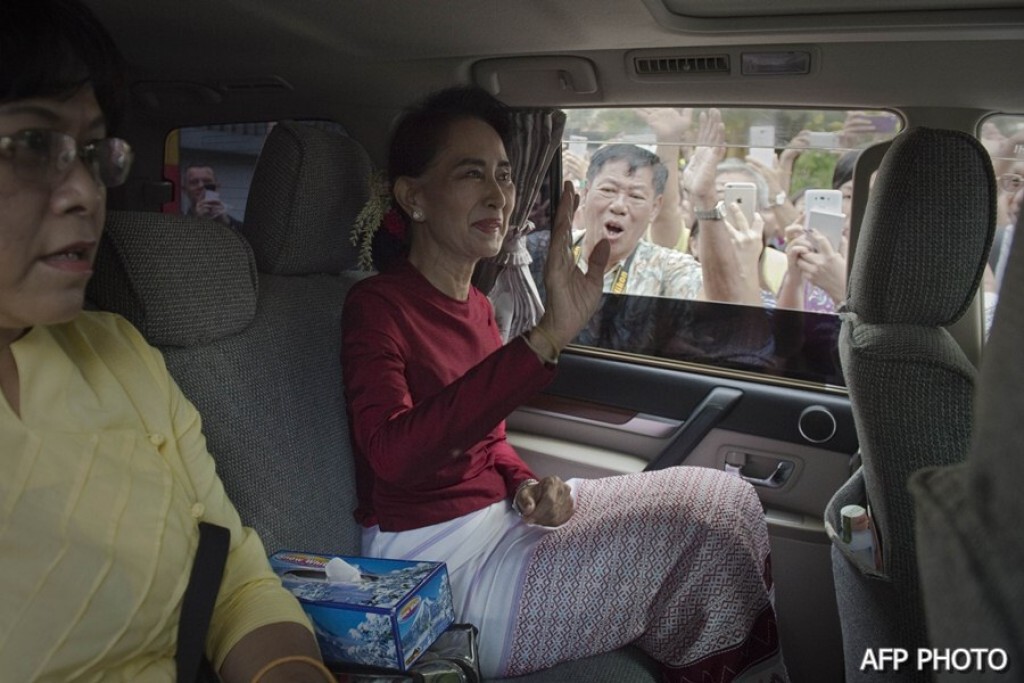 นาทีประวัติศาสตร์..."ซู จี" ไปใช้สิทธิ์เลือกตั้ง