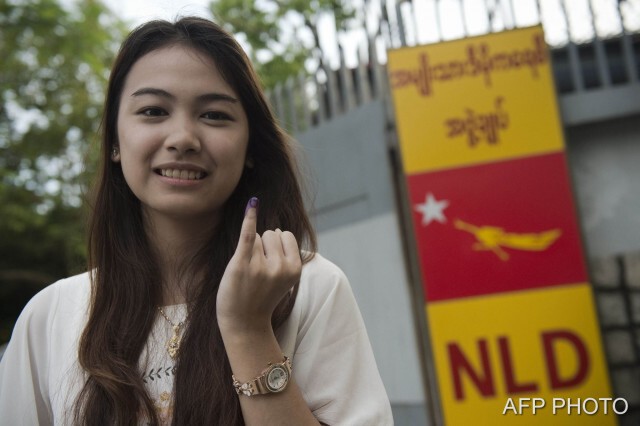 ภาพชุดนาทีประวัติศาสตร์ ...เลือกตั้งพม่า