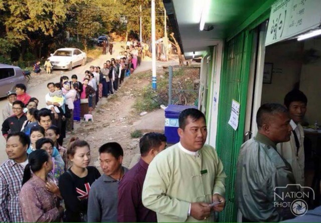 ชาวเมียนมาร์ใน"เมียวดี"ใช้สิทธิ์เลือกตั้ง"ล้นหลาม"