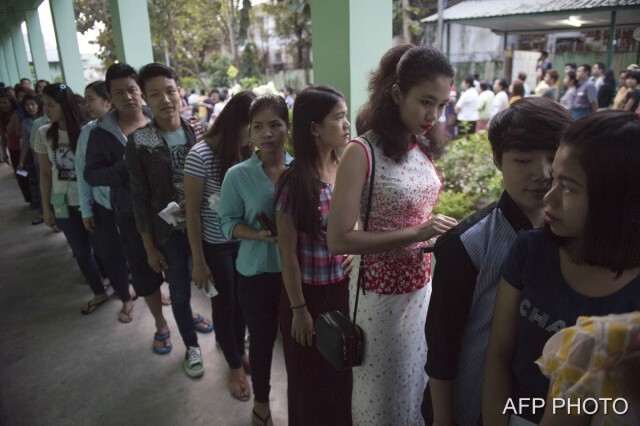 ภาพชุดนาทีประวัติศาสตร์ ...เลือกตั้งพม่า
