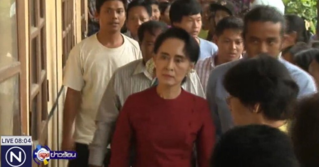 พรรคของ "ซูจี" กวาดคะแนนเสียง พรรคของ "ซูจี" กวาดคะแนนเสียง
