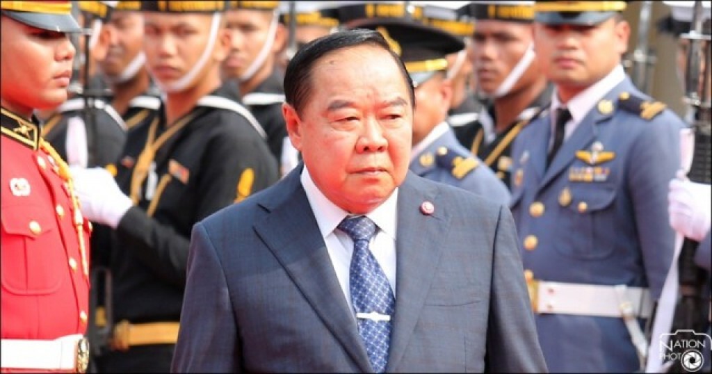 "พล.อ.ประวิตร" แจกจักรยาน ปชช.ร่วมป้่นเพื่อพ่อ