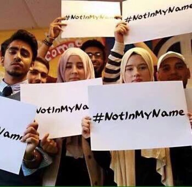 มุสลิมทั่วโลกรณรงค์ติด #NotInMyName ต้านกลุ่มไอเอสใช้ความรุนแรง