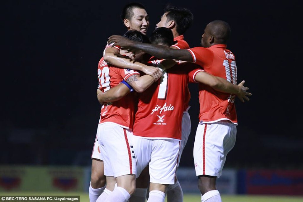 "มังกรไฟ" ได้ 3 แต้มฟรี! "แบงค็อก" โดนปรับแพ้ 0-3 เหตุเปลี่ยนตัวต่างชาติผิดกฎ