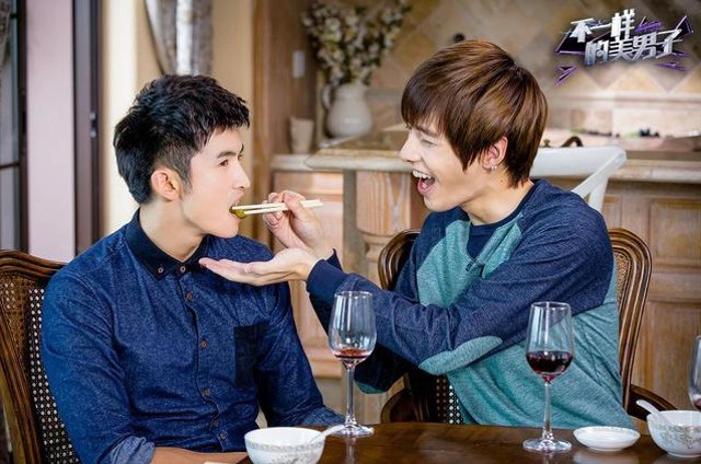 มหาวิทยาลัยจีนออกกฎใหม่ "ห้ามนศ. ป้อนข้าวกันในโรงอาหาร"