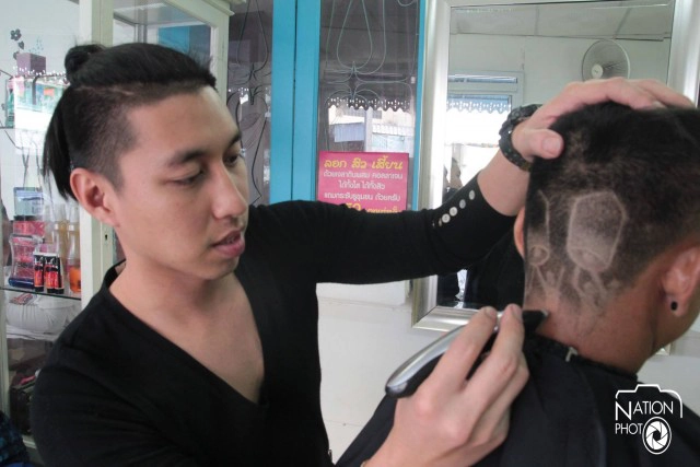 ฮิตต่อนื่อง โจ๋ตัดทรงปล่อยโคมลอย รับลอยกระทง