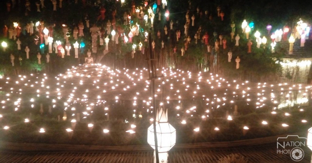 นักท่องเที่ยวแห่ชม พิธีจุดประทีปหมื่นดวง