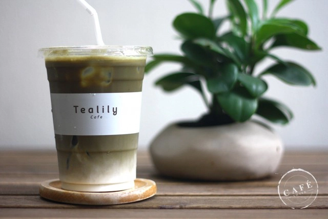 Cafe Lover : Tealily Cafe สุขุมวิท 49/1