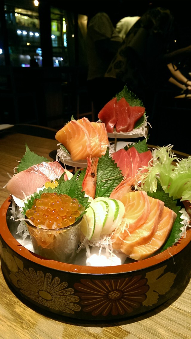 อร่อยปักหมุด : AINU อาหารญี่ปุ่นสไตล์ Hokkaido Bar ระหว่างทองหล่อ 5 และ 7