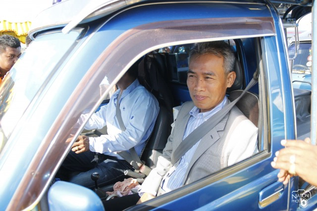 รถตุ๊กตุ๊ก จ.สุราษฎร์ธานีทำดีเพื่อพ่อ ให้บริการรับส่งผู้โดยสารฟรีตลอดวัน