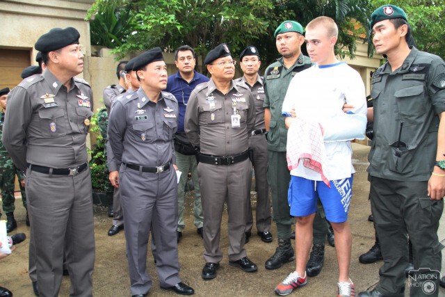 ตร.นำตัวคนร้ายฆ่าชาวออสเตรเลีย มาชี้ที่เกิดเหตุ