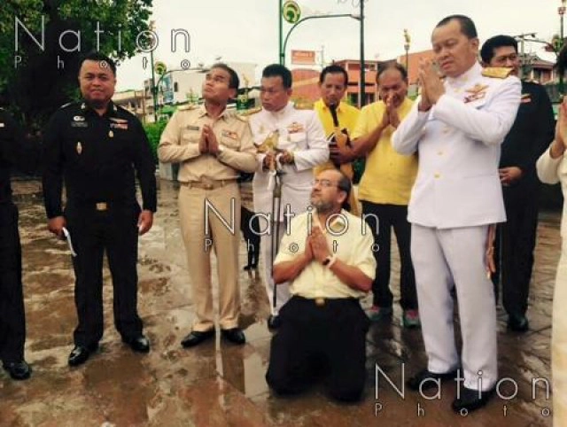 เศรษฐีทำบุญทองคำ 28 ล้าน บูรณะปลียอดทองคำองค์พระบรมธาตุเจดีย์