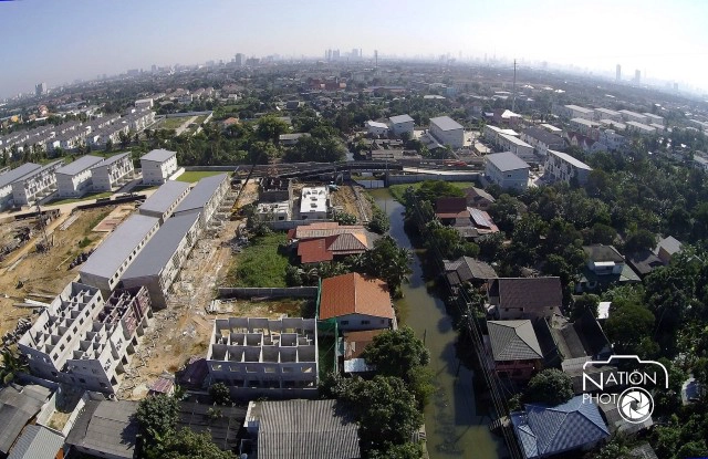 ภาพมุมสูง"คลองบางกรวย"