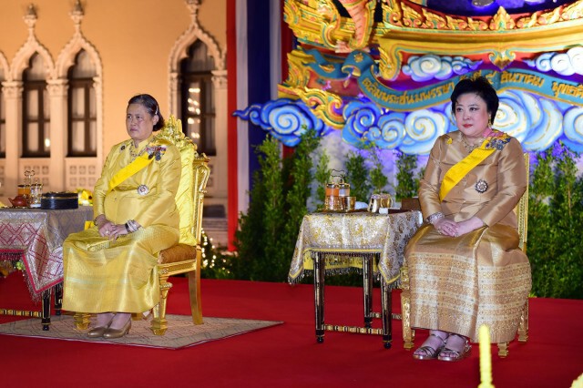 รัฐบาลจัดงานสโมสรสันนิบาตเฉลิมพระเกียรติพระบาทสมเด็จพระเจ้าอยู่หัว