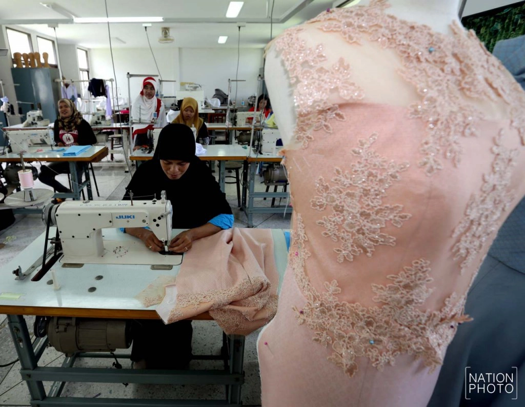 "ผ้าไทย ผ้าทอ ผ้าถิ่น" อัตลักษณ์ชาวนราธิวาส