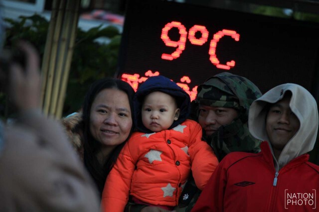 นักท่องเที่ยวแน่นดอยอินทนนท์ ชมพระอาทิตย์ขึ้น"กิ่วแม่ปาน"