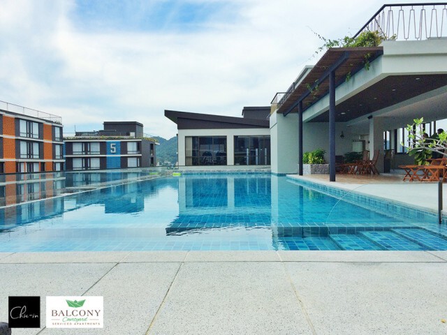 Chic-in : Balcony Courtyard Service Apartments ศรีราชา