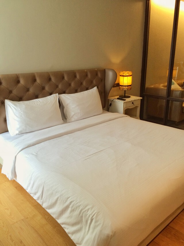 Chic-in : Balcony Courtyard Service Apartments ศรีราชา