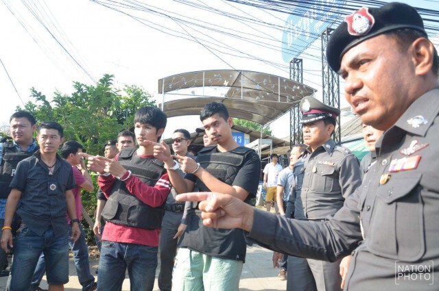 ตร.หิ้ว "มอส-ต้น" ทำแผนรุมฆ่าวัยรุ่น หวิดโดนญาติเหยื่อรุมประชาทัณฑ์