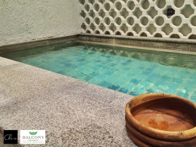Chic-in : Balcony Courtyard Service Apartments ศรีราชา