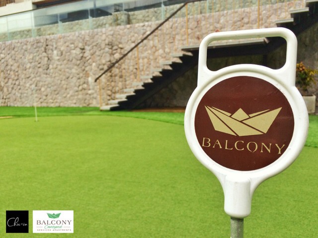 Chic-in : Balcony Courtyard Service Apartments ศรีราชา