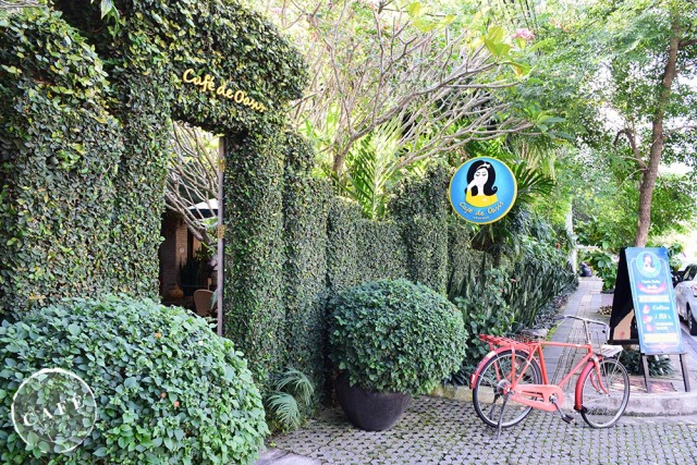 Cafe Lover : Cafe De Oasis ร้านกาแฟบรรยากาศร่มรื่นในสไตล์ร่วมสมัย เชียงใหม่