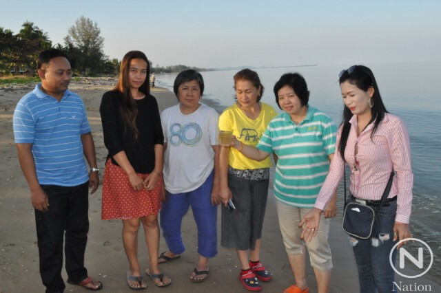 เกิดปรากฎการณ์ขี้ปลาวาฬ ณ ชายหาดทะเลชุมพร