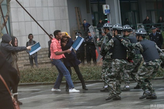 จีน จัดเต็ม! ซ้อมรับมือก่อการร้าย ที่มหาวิทยาลัย