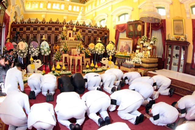 ภาพชุด อัญเชิญพระโกศพระอัฐิสมเด็จพระสังฆราช ประดิษฐาน ณ ตำหนักเพชร วัดบวรนิเวศวิหาร
