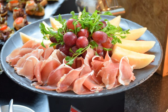 อร่อยปักหมุด : Grand Weekend Buffet @ The Glass House, Eastin Grand สาทร