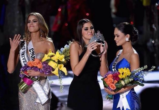 4 ช๊อตเด็ด ดราม่าโลก ประกาศผลผิด  Miss Universe 2015