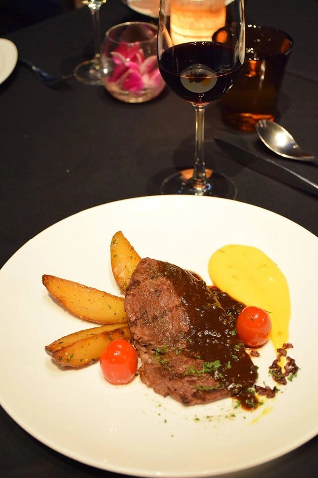 อร่อยปักหมุด : Medinii โรงแรม @ Continent ร้านอาหารแนะนำทำเลดี สำหรับเทศกาลแห่งความสุขนี้