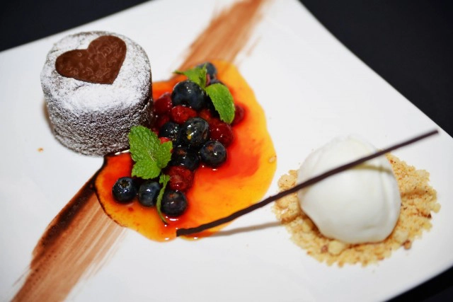 อร่อยปักหมุด : Medinii โรงแรม @ Continent ร้านอาหารแนะนำทำเลดี สำหรับเทศกาลแห่งความสุขนี้