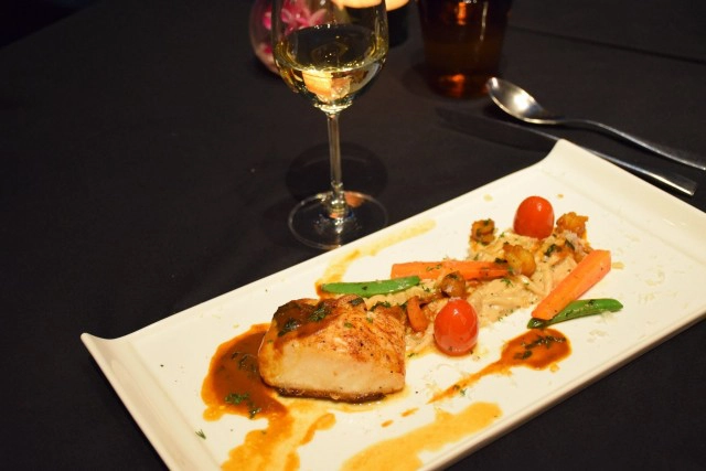 อร่อยปักหมุด : Medinii โรงแรม @ Continent ร้านอาหารแนะนำทำเลดี สำหรับเทศกาลแห่งความสุขนี้